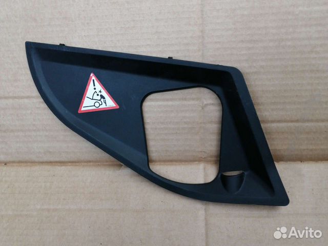 Пыльник двигателя правый верхний BMW 5 F10