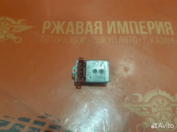 Резистор реостат Volkswagen Passat B5 Б5+ 2.0 1.8