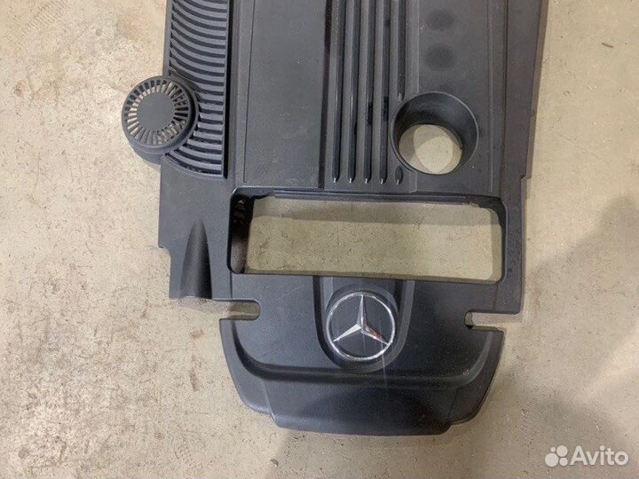 Накладка мотора Mercedes-Benz E-Class W212 271860