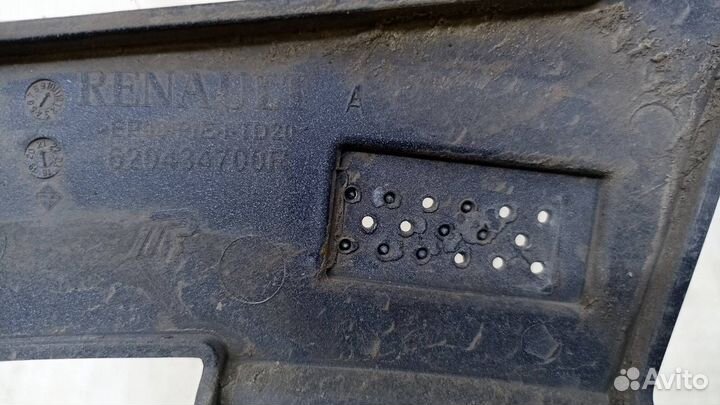 Кронштейн бампера передний левый Renault Arkana