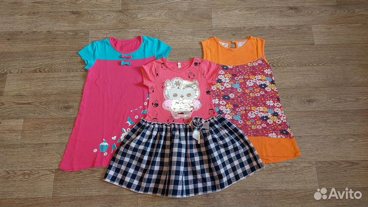 Одежда для девочки размер 104-110 пакетом. Пакет 3
