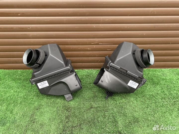 Корпус воздушного фильтра правый N63R BMW G30 G11