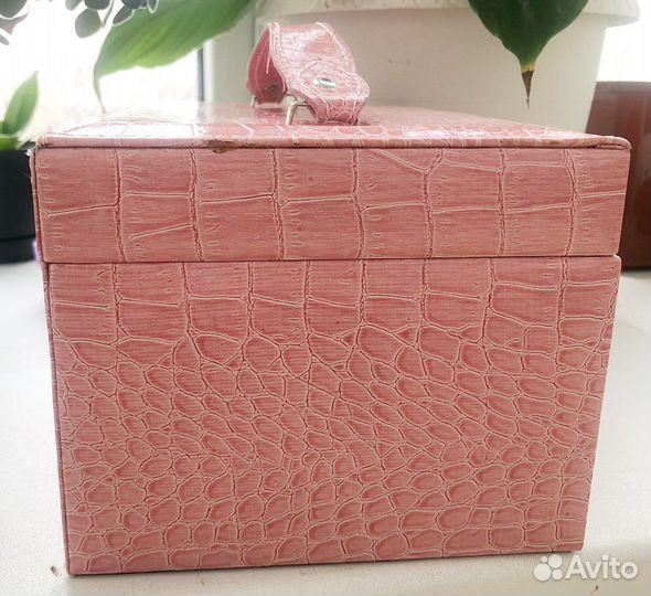 Шкатулка для украшений/бижутерии