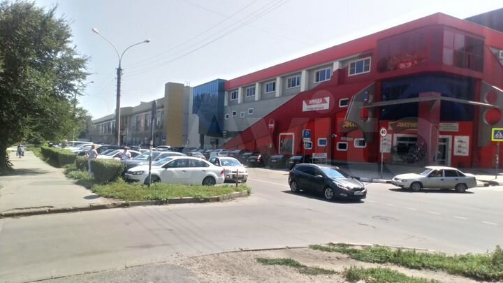 Сдам торговое помещение, 750 м²
