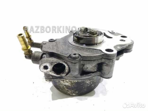 Вакуумный насос двигателя