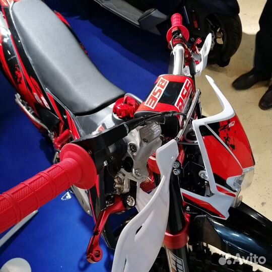 Мотоцикл BSE Z10 250cc 4v