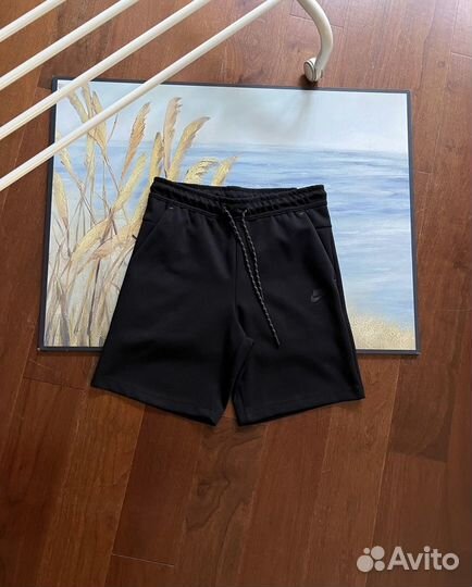 Шорты Nike tech fleece