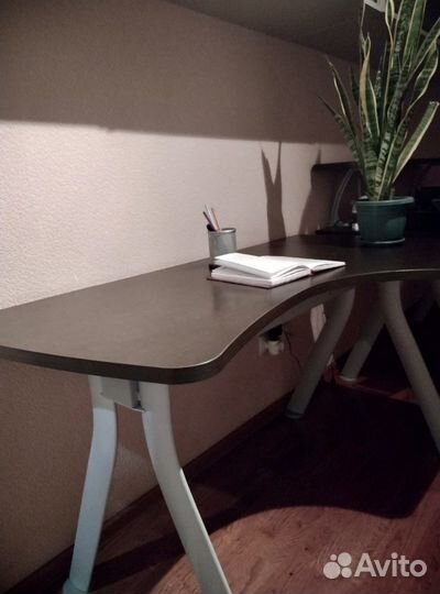 Стол компьютерный-рабочий