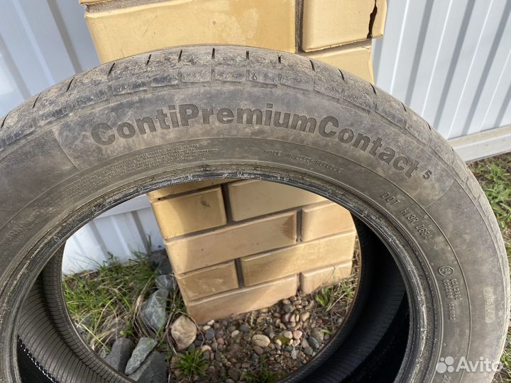 Continental ContiPremiumContact 5 215/55 R17 W