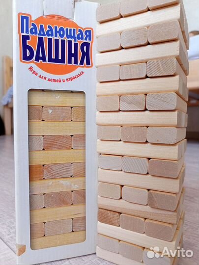 Падающая башня Дженга