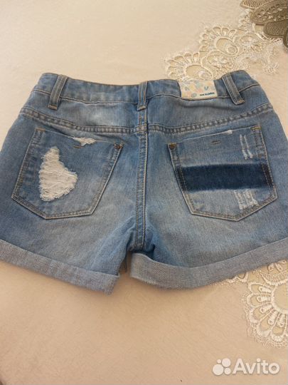 Джинсовые шорты для девочки. Акула. 140