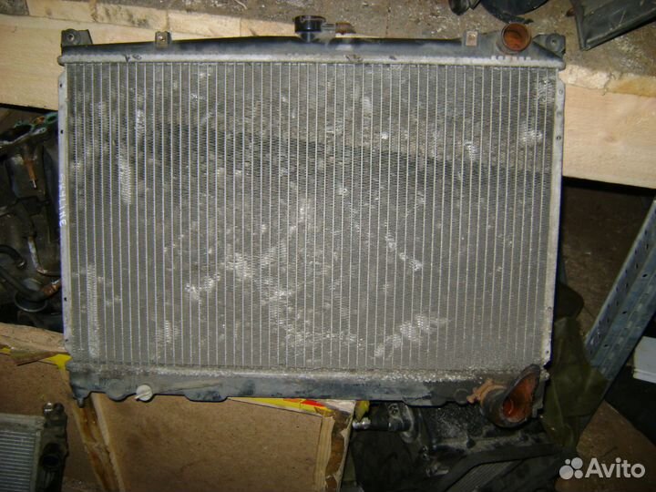 Радиатор основной Nissan Skyline 31 Скайлайн