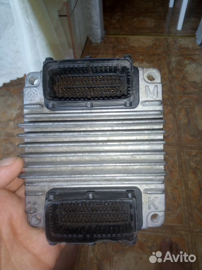 Блок управления двигателем