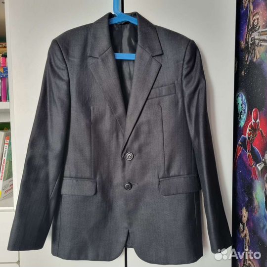 Пиджак на мальчика 9-10 лет