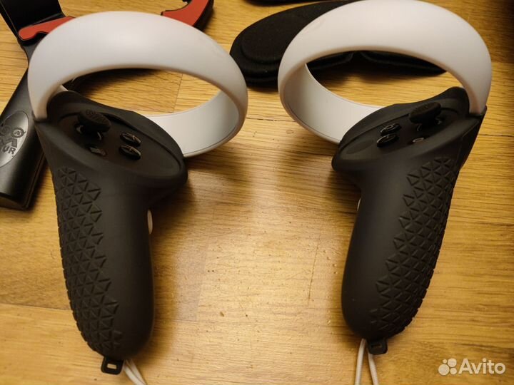Oculus quest 2 128gb + bobo vr + кейс + ракетка