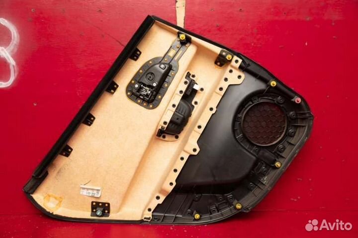 Карта двери задняя правая Kia Ceed 1G G4FC 1.6