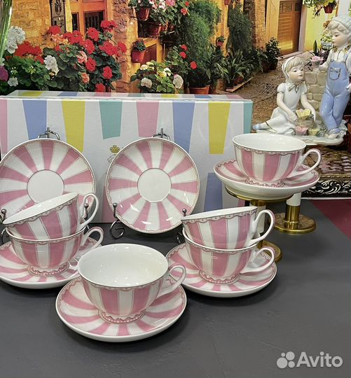 Чайный сервиз на 6 персон