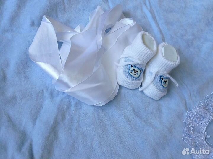 Конверт с ажуром на выписку(ленточка и ботиночки