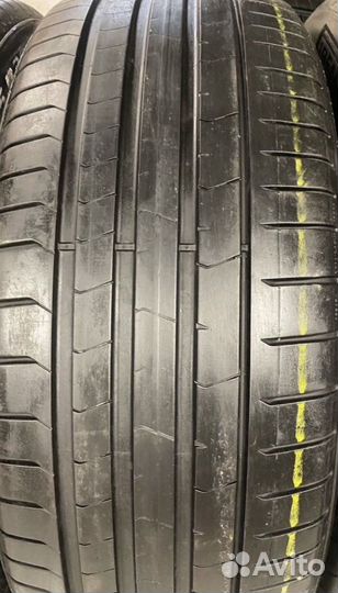 Pirelli P Zero PZ4 245/45 R20