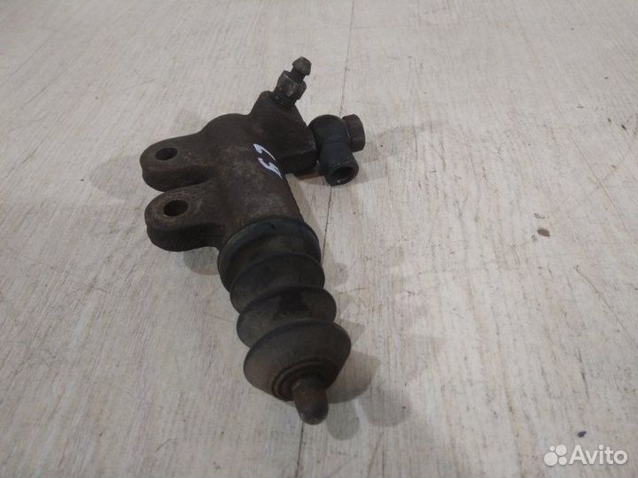 Рабочий цилиндр сцепления Mitsubishi Lancer 9 4G63