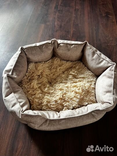 Лежанка для собак