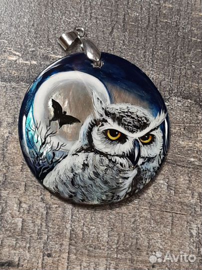 Кулон перламутровый 