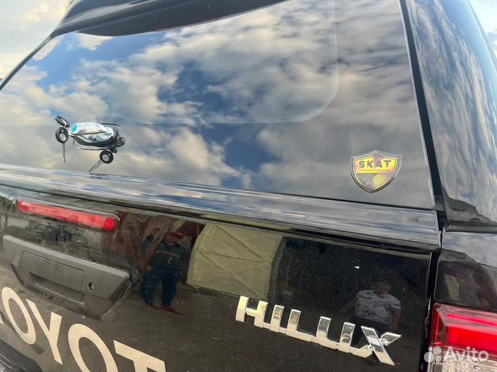 Toyota hilux revo кунг