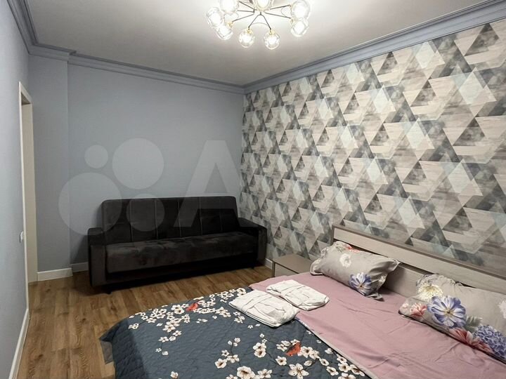 2-к. квартира, 75 м², 4/5 эт.