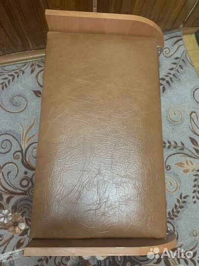 Пуфик в прихожую с ящиком