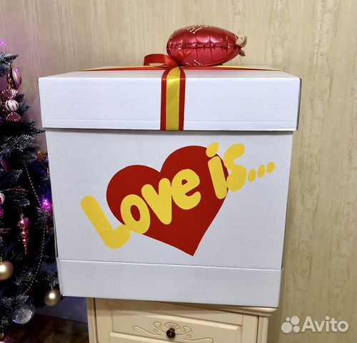 Коробка сюрприз раскладушка Love is