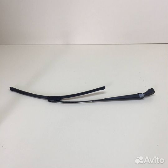 Поводок стеклоочистителя передний левый LADA Largu