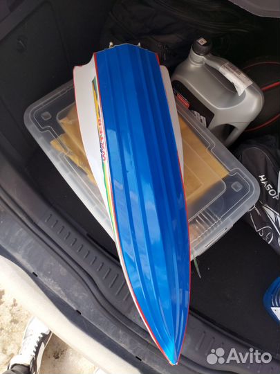 Корпус катера пластиковый