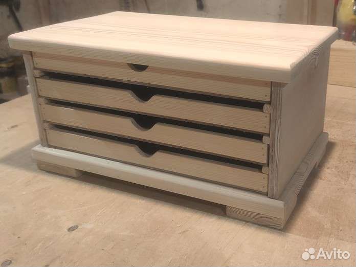 Шкатулка из дерева