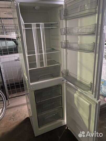 Двухкамерный холодильник atlant хм 4214-000