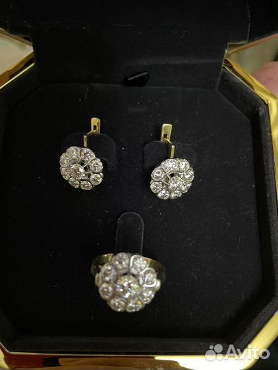 Брилиантовый комплект