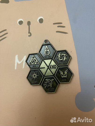Кулон exo