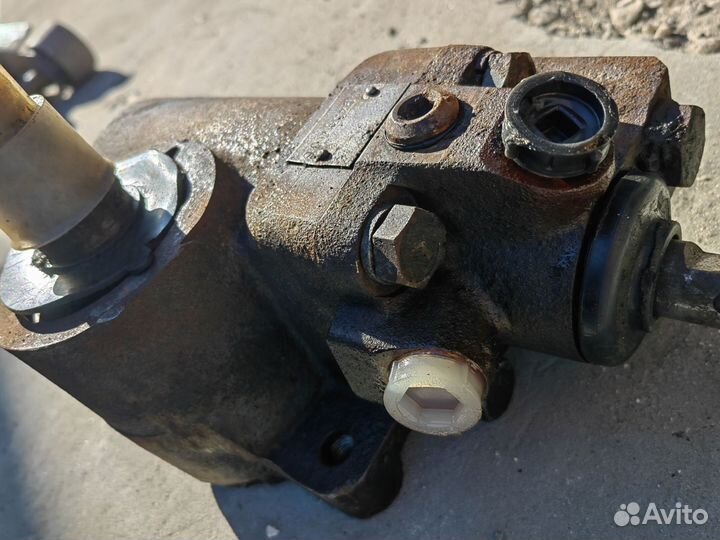 Рулевой редуктор газель или соболь