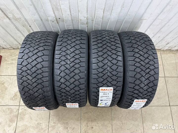 Maxxis Premitra Ice 5 SUV / SP5 225/55 R17