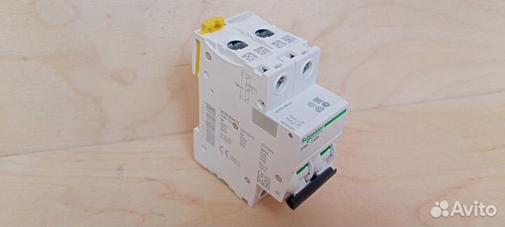 A9F94263 Автоматический выключатель iC60L 2П 63A C