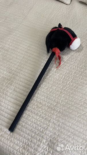 Лошадь на палке (лошадка-скакалка)