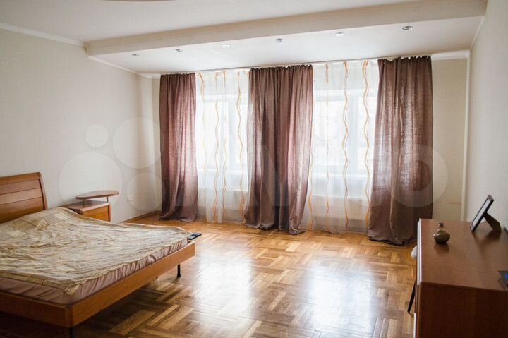 3-к. квартира, 92 м², 6/6 эт.