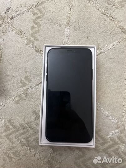iPhone X, 64 ГБ