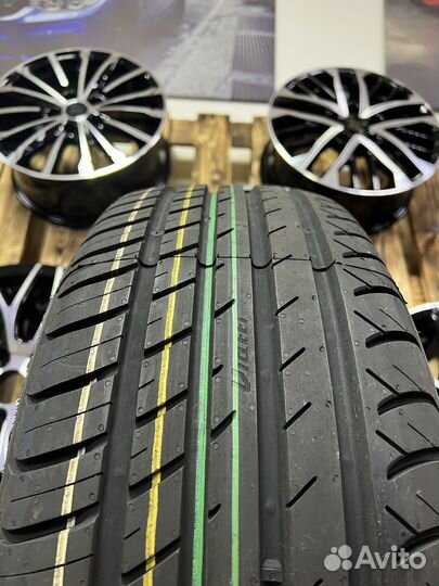 Viatti Strada Asimmetrico V-130 195/60 R15 88V