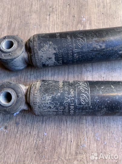 Задние стойки Mazda 3 BK