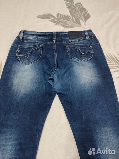 Джинсы женские