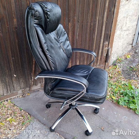Компьютерное кресло бу