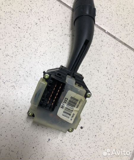 Переключатель стеклоочистителя подрулевой Hyundai