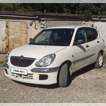 Daihatsu Storia 1.3 AT, 2002, 230 000 км, с пробегом, цена 255 000 руб.