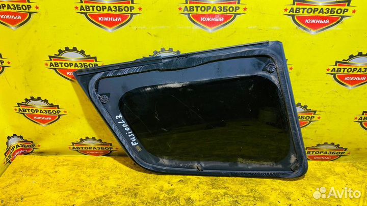 Форточка задняя левая Ford Fusion глухая в кузов
