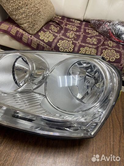 Фара левая Volkswagen Jetta 5 Golf 5 05-11г